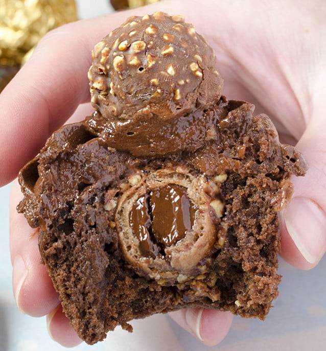 Fererro-Rocher-Cupcakes-2